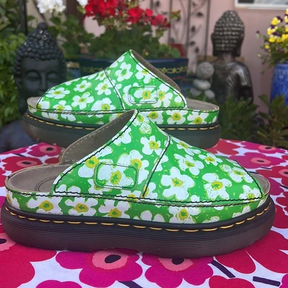 🏴󠁧󠁢󠁥󠁮󠁧󠁿 Dr. Martens MIE Vintage 90’s Green Daisy Floral Platform Slides UK 8 - Picture 9 of 16